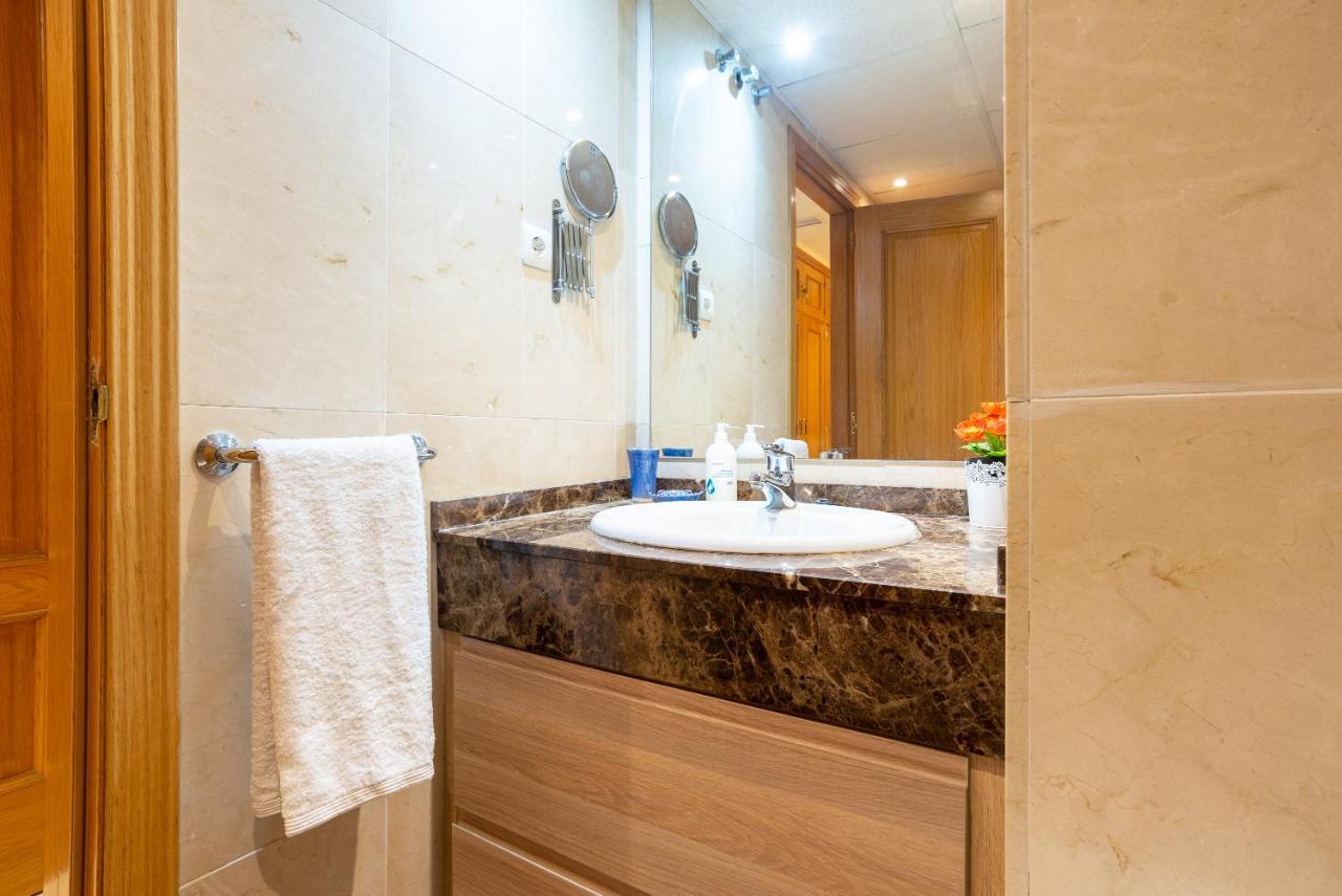 Apartamento Con Parking Puerto Nuevo 8 マラガ エクステリア 写真